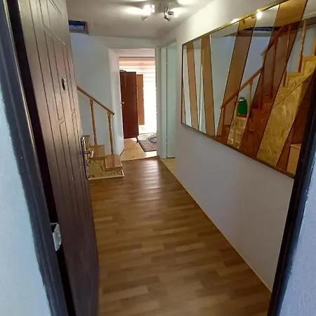 Ejna , Misevici Villa