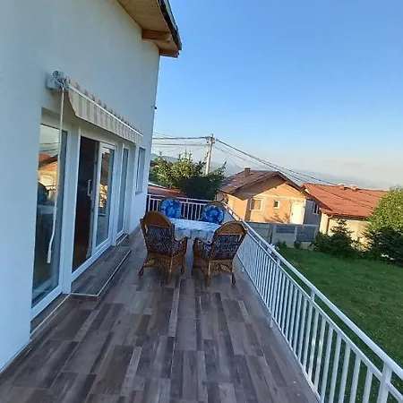 Ejna , Misevici Villa