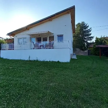 Villa Ejna , Misevici *