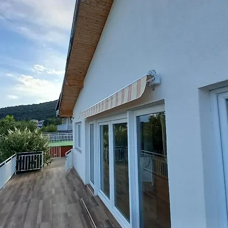 Villa Ejna , Misevici *