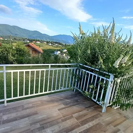Villa Ejna , Misevici Rakovica