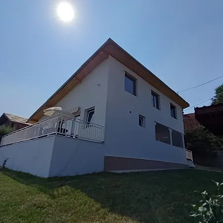 Villa Ejna , Misevici