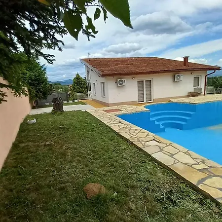 Ejna , Misevici
