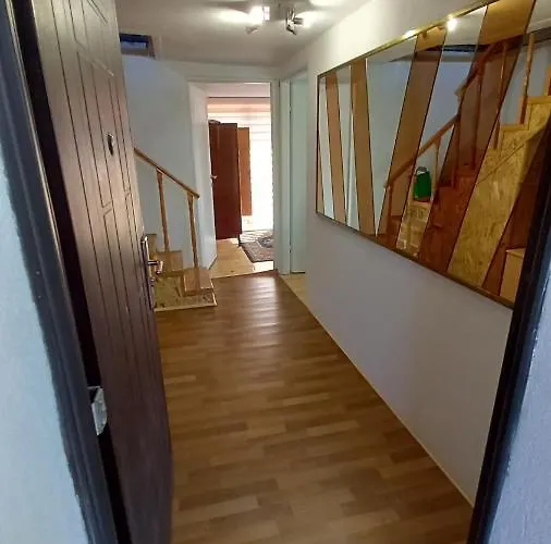 Ejna , Misevici Vila