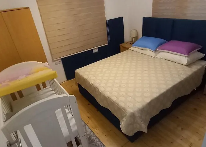 Ejna , Misevici Rakovica